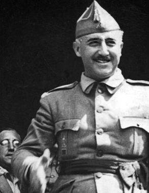 Franco escollit per exercir de comandament militar únic