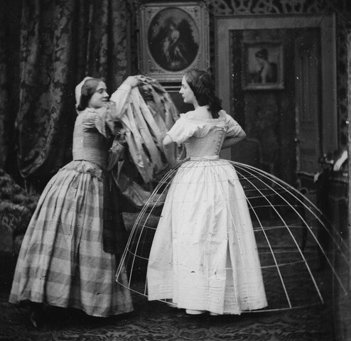 O miriñaque ou crinolina