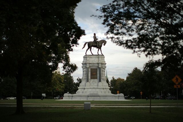U.S. Capitol Removes Robert E. Lee statue