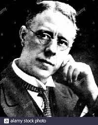 Creación del primer flotador salvavidas