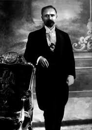 Madero asume la presidencia