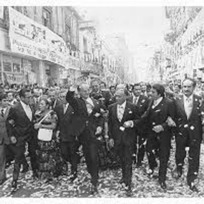 Timeline: PROYECTO 2: Movimientos sociales y apertura democrática