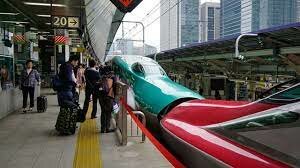 Puesta en funcionamiento del Akita y Nagano Shinkansen Serie E6