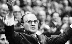 Acciones y el descontento de Luis Echeverría Álvarez