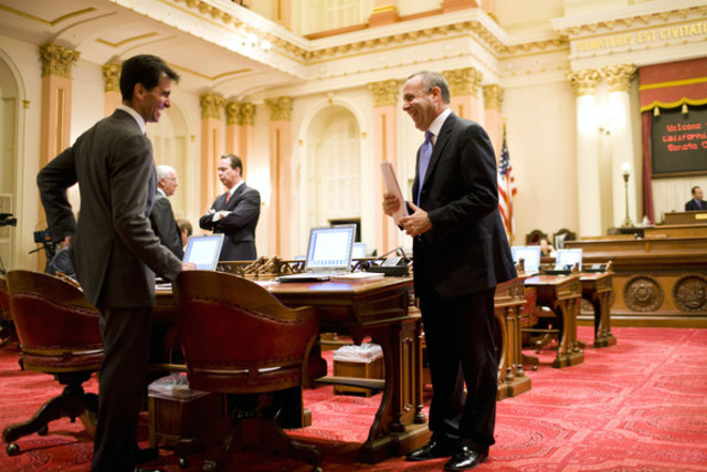 Oklahoma becomes the first state to limit the terms of legislators