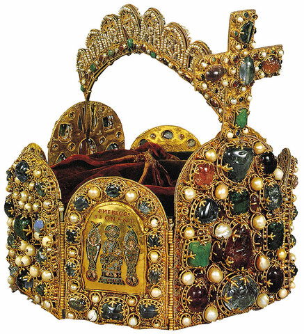 Federico unifica le due corone