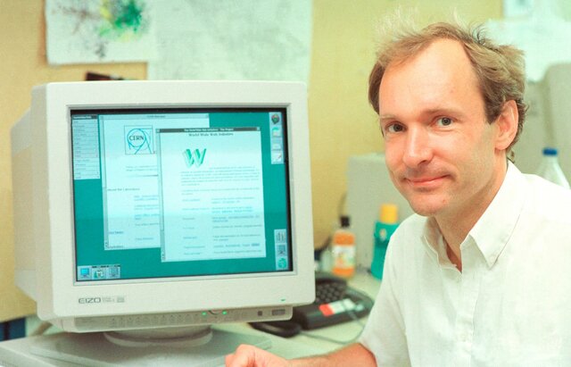 Servicios de correo electrónico - World Wide Web