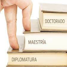 Maestrías y Doctorados por correspondencia