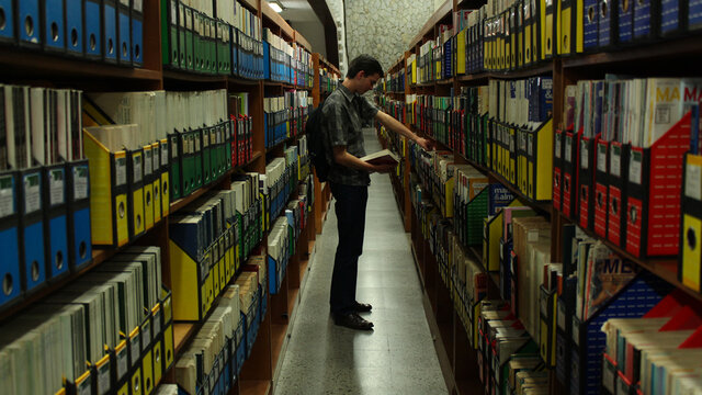 Universidad de Antioquia: biblioteca. Imagen tomada de www.udea.edu.co