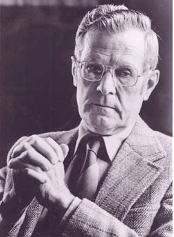 Chester Barnard  (The Functions of the Executive)