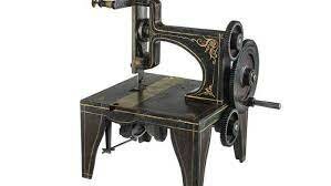 Primera màquina de cosir elèctrica de Singer