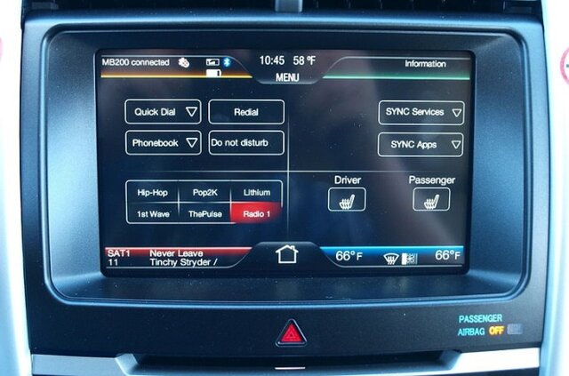 Invirtieron mas en tecnología asociándose con Microsoft para ofrecer SYNC en sus vehículos.