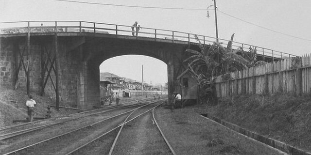 BATALLA DEL PUENTE DE CALIDONIA
