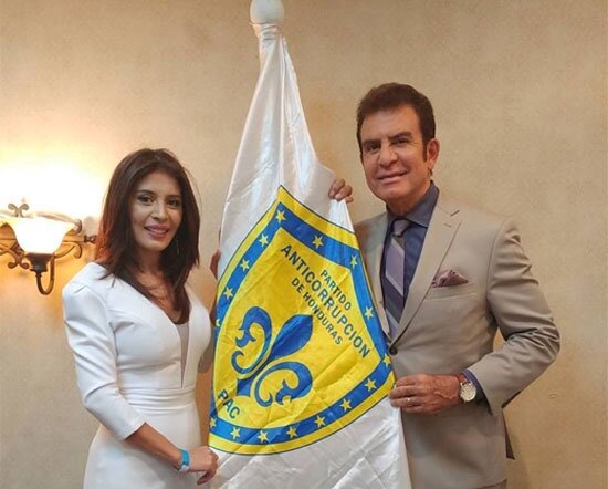 Salvador Nasralla entra en el ruedo político