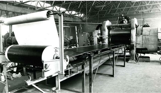 Henry Ford implanta la primera línea de producción de masa de alta velocidad