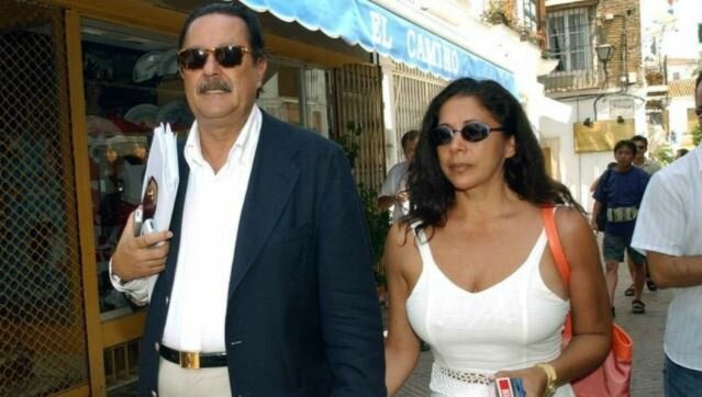 Frase célebre de Isabel Pantoja: "dientes, dientes, que eso es lo que les jode!“