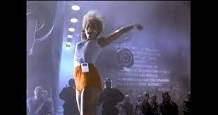 Apple presenta Spot durante Super Bowl