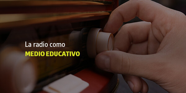 Se comienzan a transmitir programas de radio educativo.