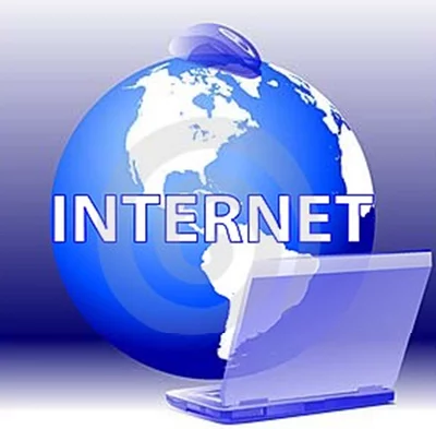 Aparece la palabra internet: