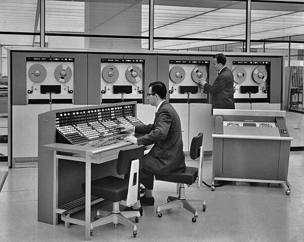 Era de los mainframes y las minicomputadoras de propósito general: 1959 a la fecha
