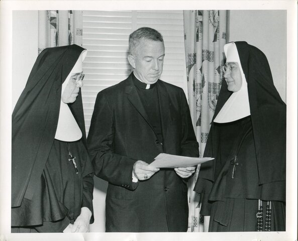 La Roche College is Founded!