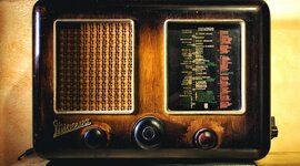 Timeline: Historia de la radio - UNAD - Laura Villamil