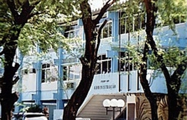 entré a la Escola do Recife