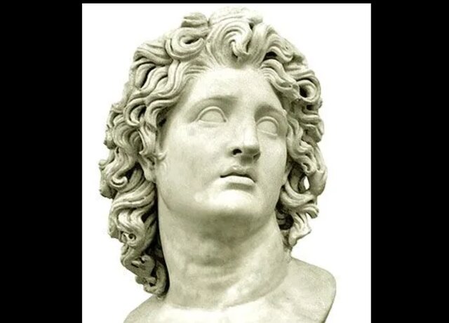 Fallecimiento de Alejandro Magno.