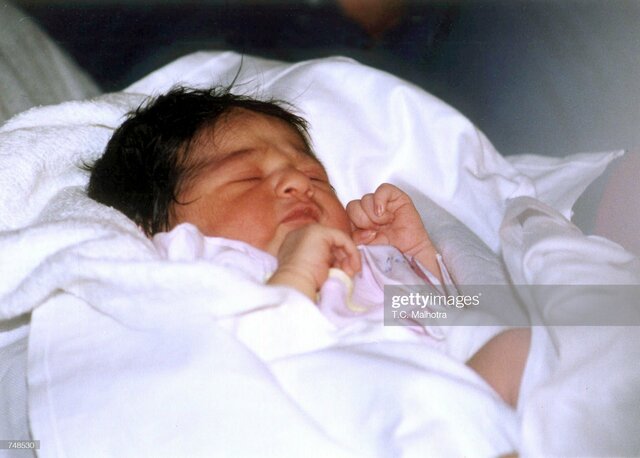 India Pop. Reaches 1 Bil