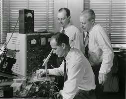 INVENCIÓN DEL TRANSISTOR