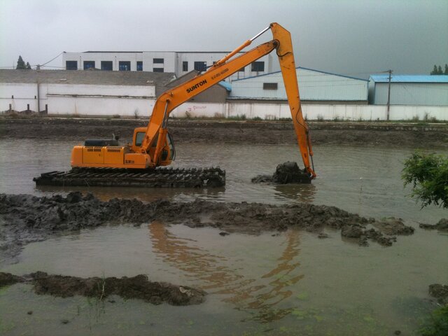 The Amphibious Digger