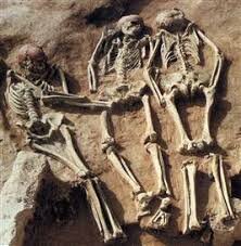 Enterrament realitzat al final del paleolític