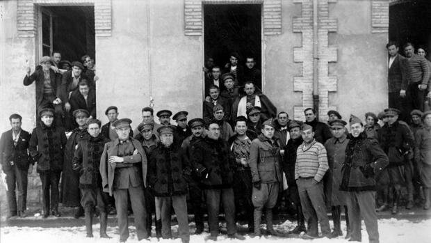 Insurrección militar en Jaca.