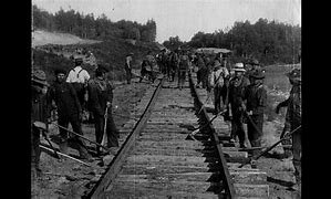 the building of The Transcontinental (Beginning)