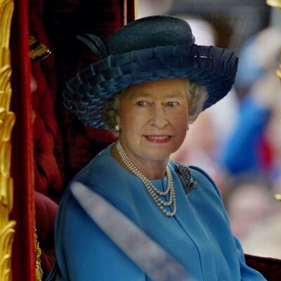 Timeline: QUEEN ELİZABETH II