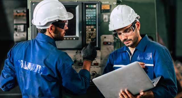 Creación del programa de Ingeniería Industrial.