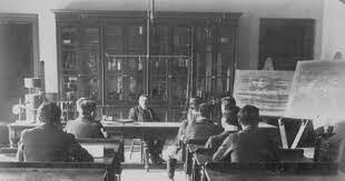 ESCUELA NORMAL SUPERIOR