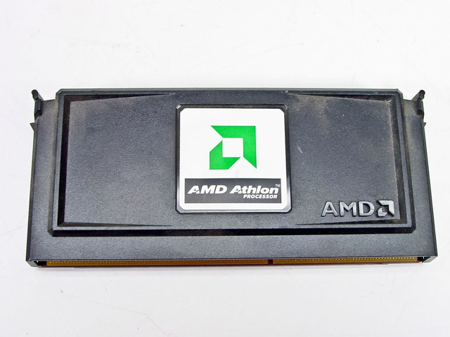 AMD Ahtlon K7