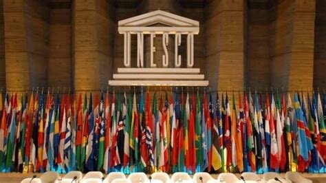 Creación de la UNESCO.