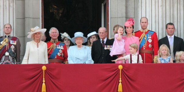 Surge la monarquía inglesa