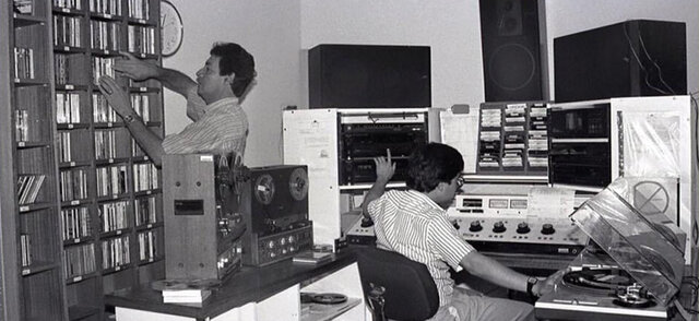 Difusión de grabaciones realizadas en los estudios de la Radio Nacional de Colombia