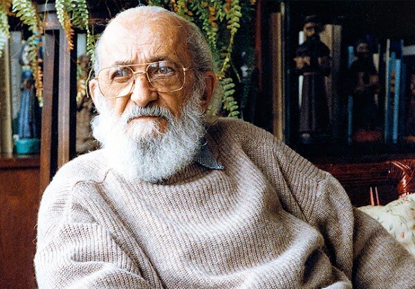 Paulo Freire/ Aprendizaje Mecánico – Educación Bancaria