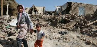 En la provincia iraní de Luristán, un terremoto causa la muerte a más de 5000 personas.