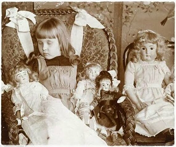 Siglo XVI  Aparición del retrato del niño muerto