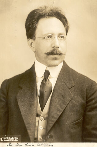 Ley de Asociaciones Profesionales de la República.