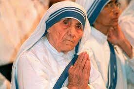 Mother Teresa received the Balzan Prize for humanity, peace and fraternity among peoples in 1978