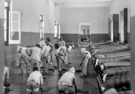 PRIMEROS TRIBUNALES PARA NIÑOS