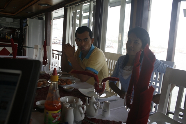 Arrived Halong Bay and great lunch for the first day