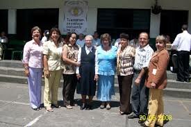 Se realiza una reunión con el secretario de educación municipal