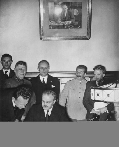 Pacto de no agresión germano soviético